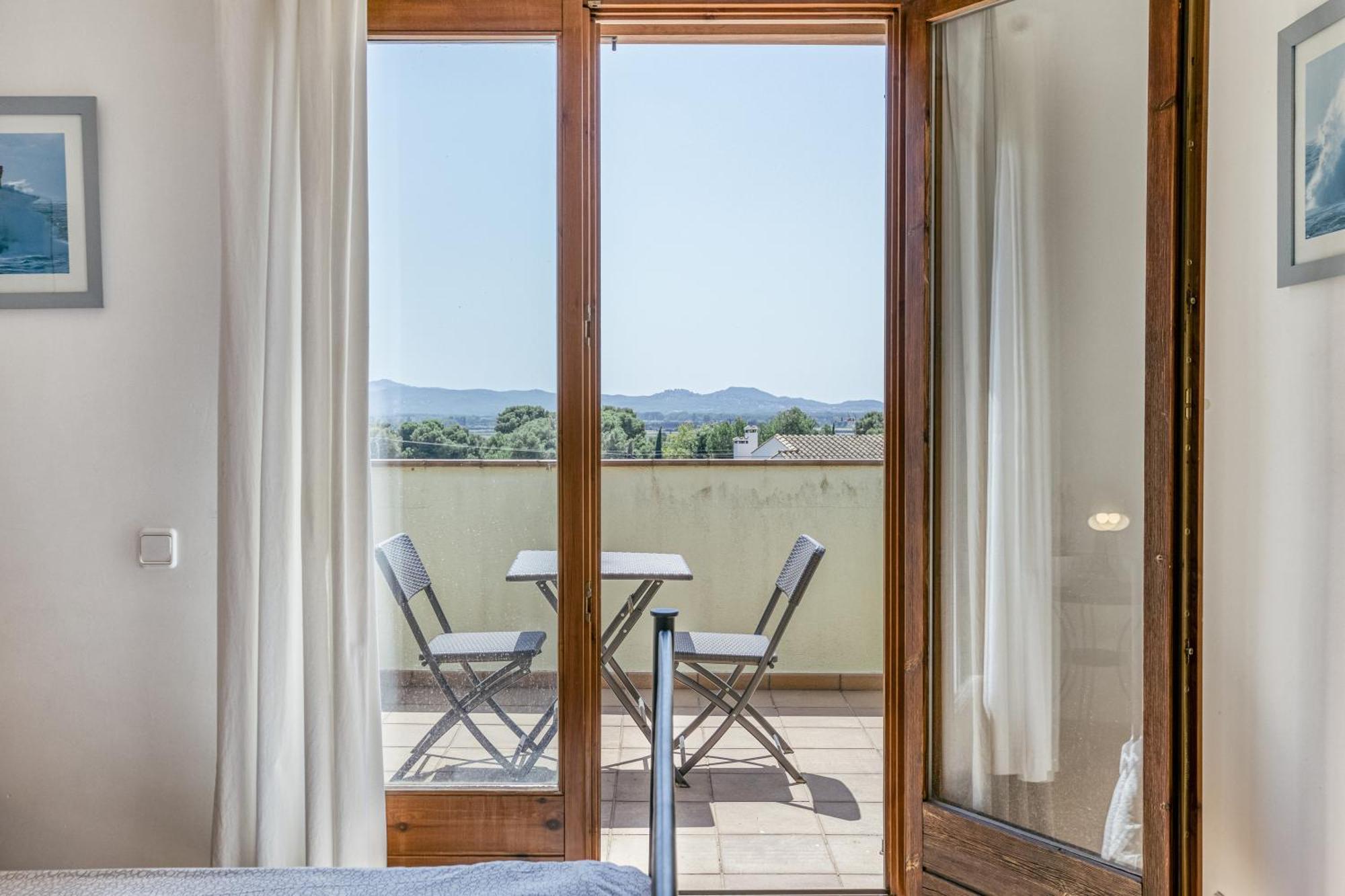 Fantastic Family Villa Лестартит Екстериор снимка